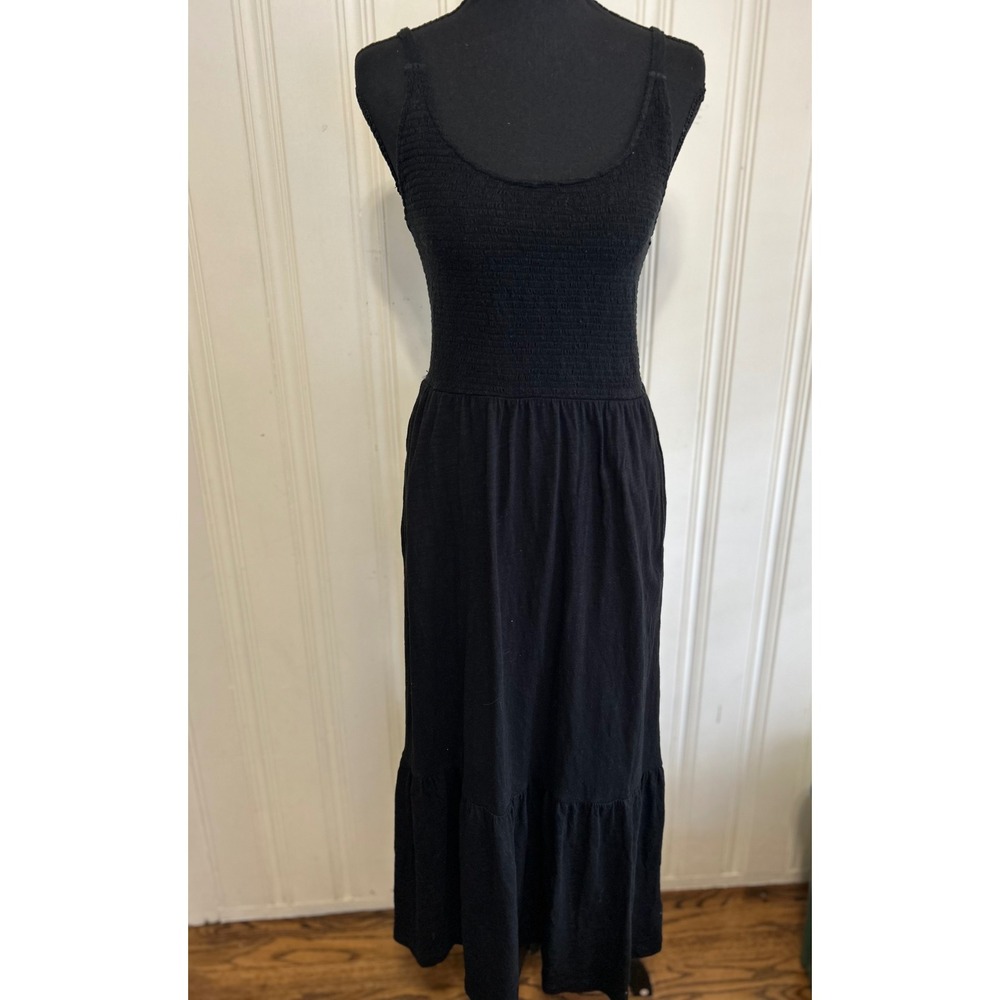 Gap Women S Black Smocked Tiered Midi Dress Sleeveless Cotton Classic Vacation